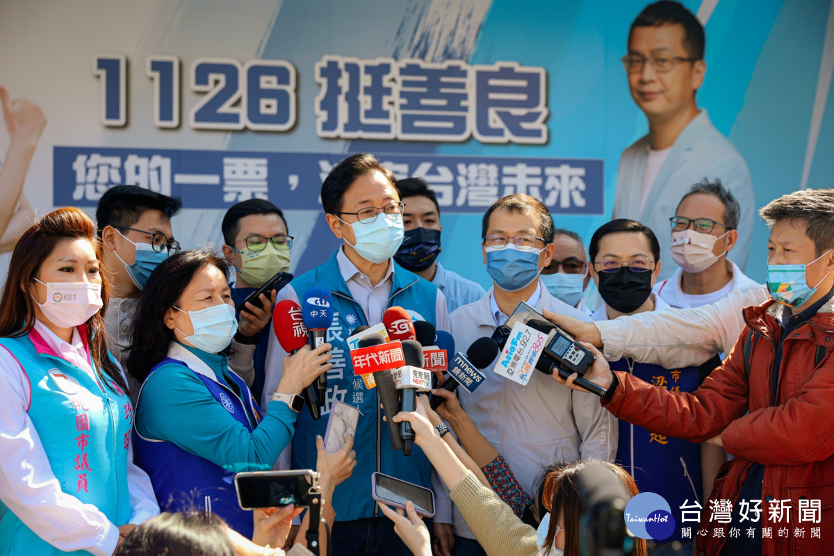 張善政說：民進黨抹黑、抹紅，激起國民黨的團結，更激起民眾討厭民進黨的氣憤的心情。