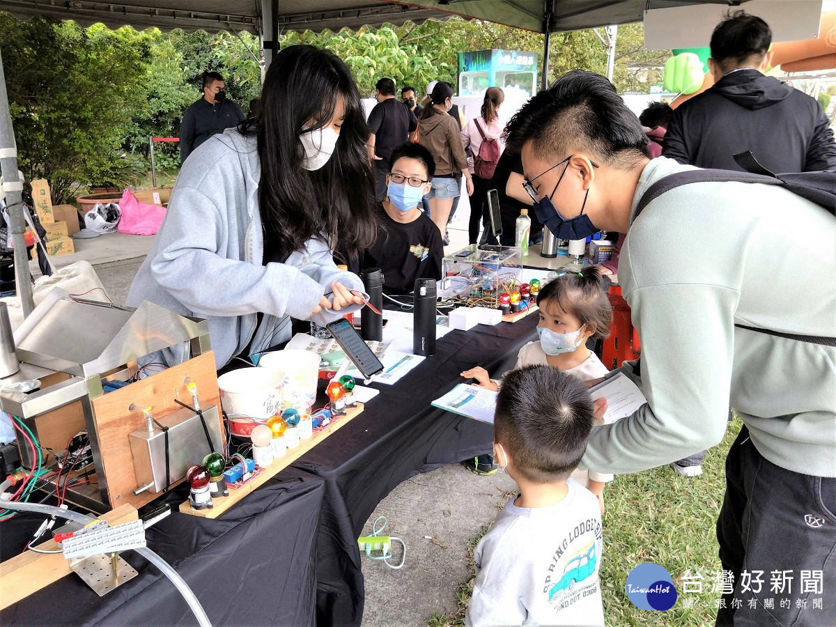 北北基能源小鐵人競賽　學生創意自製太陽能車
