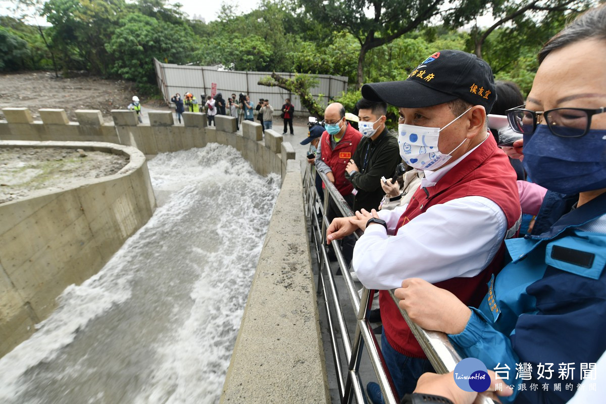 侯友宜視察五股成洲抽水站　盼提升成洲及洲子洋防汛能量