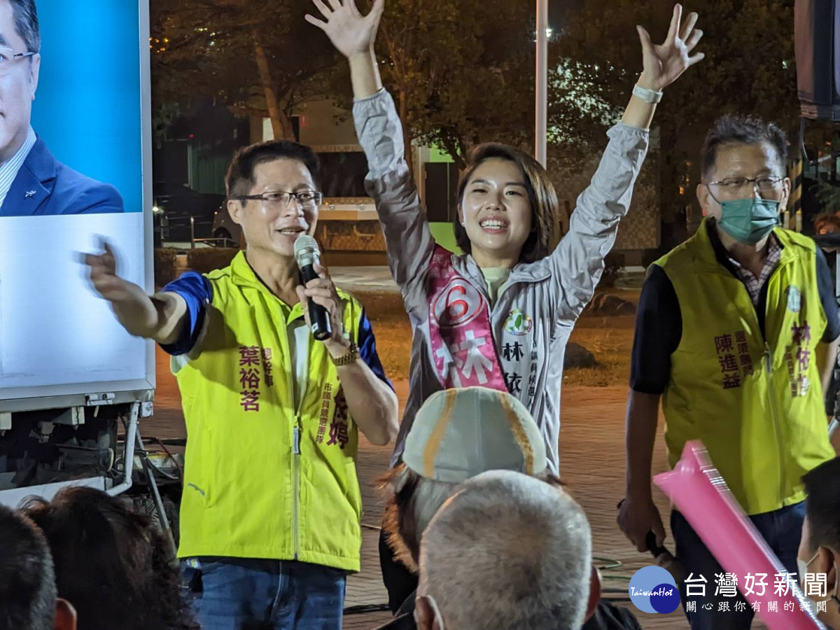 民進黨台南市議員候選人林依婷年僅27歲，是這次參選者中的青年軍。(莊牧之攝)