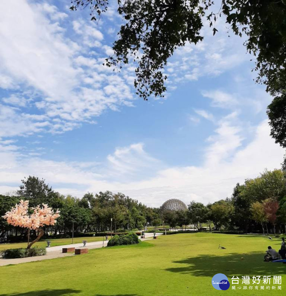 台中市政府推動各項空污改善措施展現成效,根據環保署數據,台中市已達成空品國家標準目標,空品有所提升。(圖/台中市政府環保局)