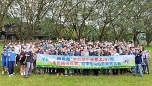 定向越野賽百餘同學參加。（南投縣聯絡處提供）