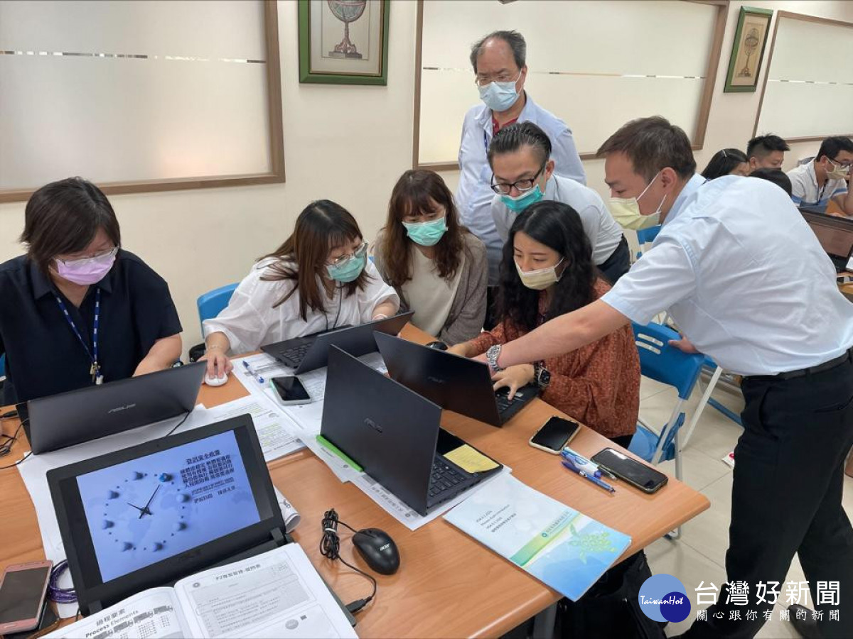 矽格股份有限公司運用勞動部企業人力資源提升計畫，提升員工職能，強化公司競爭力。<br />
<br />
