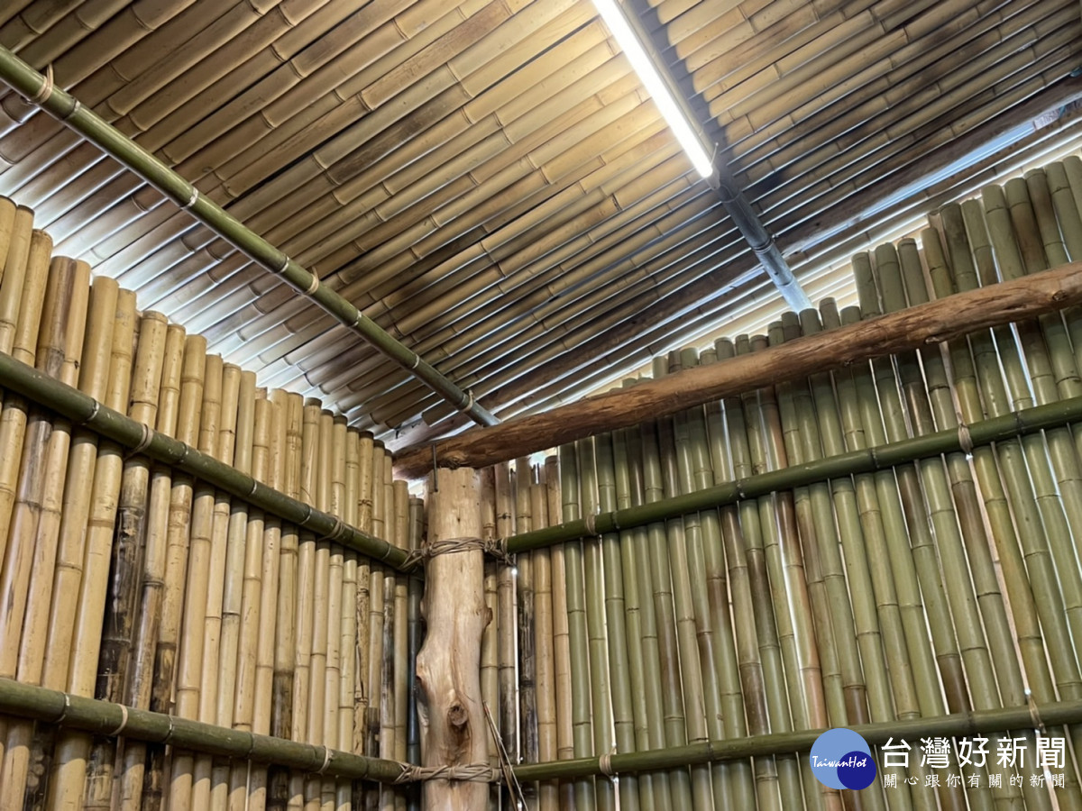 以東勢處提供台灣肖楠作為樑柱。