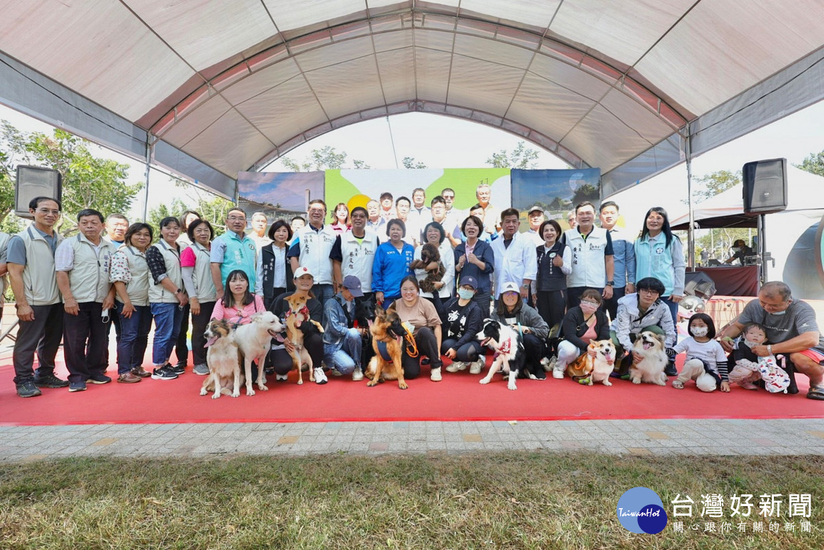 嘉義市首座專屬毛孩的寵物公園今(3)日在綠映水漾公園正式開工／嘉義市府提供