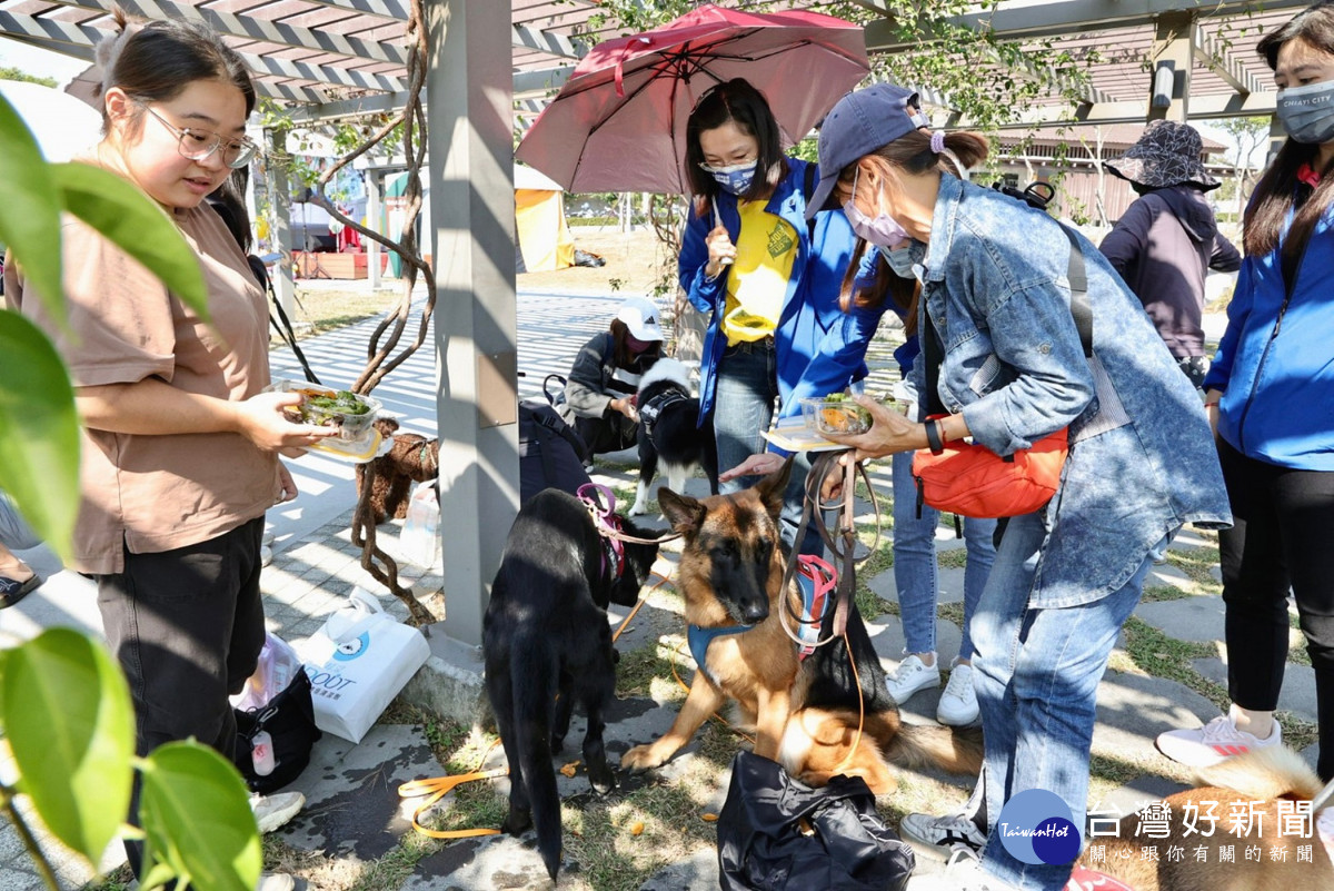 嘉義市首座專屬毛孩的寵物公園今(3)日在綠映水漾公園正式開工／嘉義市府提供