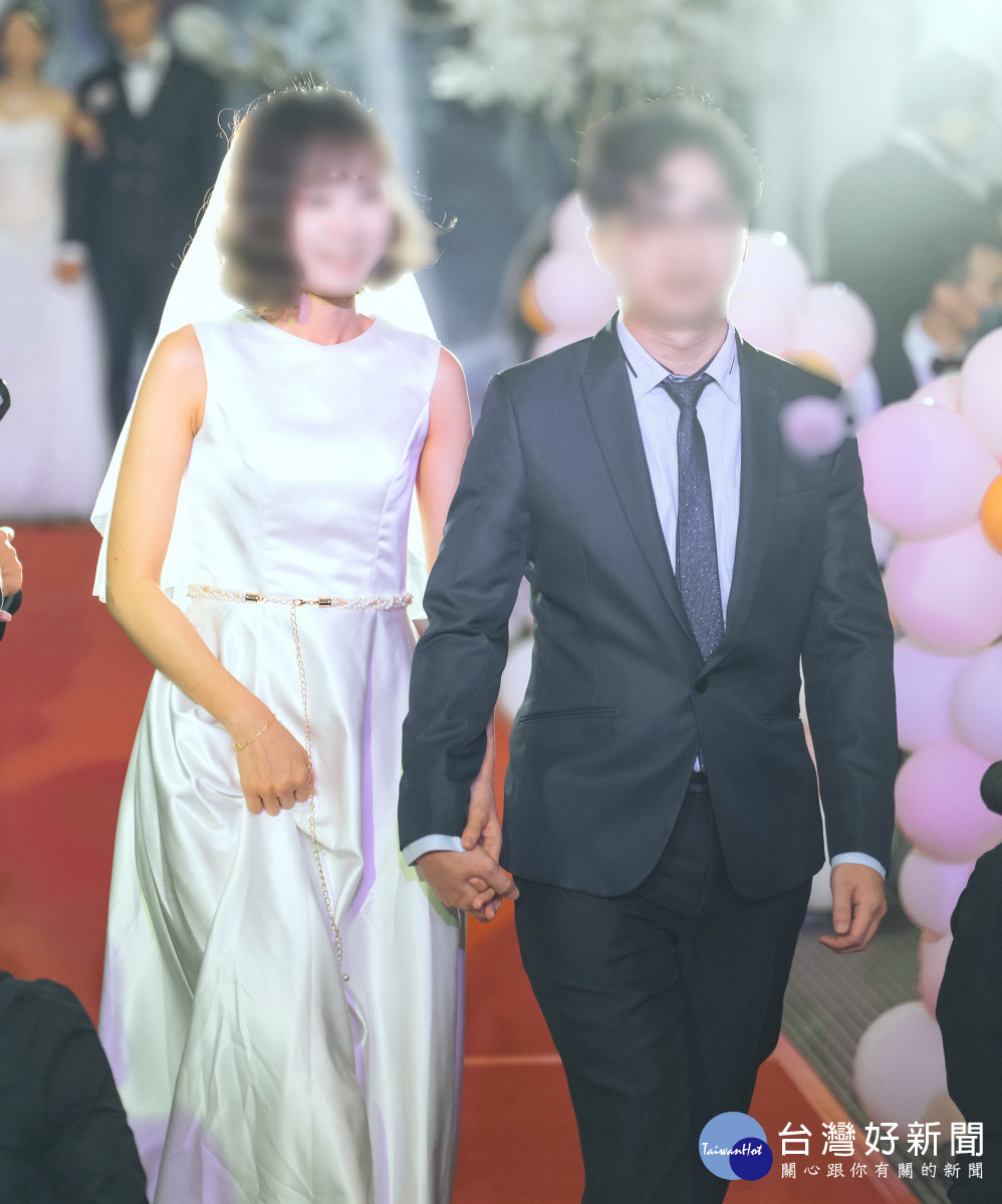 凡事順其自然，畢竟「不婚族」算是少數，大家都希望成家。<br />
<br />

