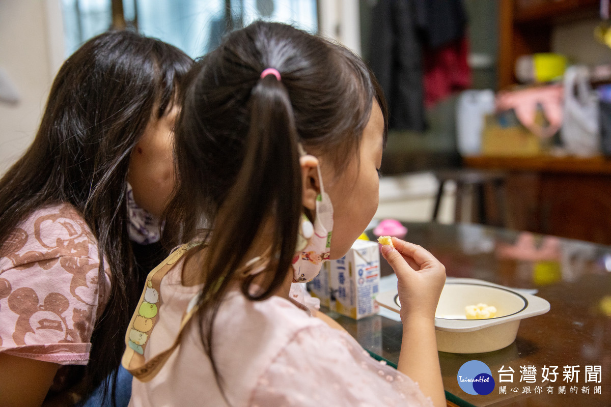 在健康營養需求方面，有26.7％的孩子平時沒有固定三餐(台灣世界展望會提供)