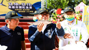 ▲陳其邁出席彌陀虱目魚文化節開幕活動．大力推薦彌陀虱目魚。（圖／記者 許高祥 攝）