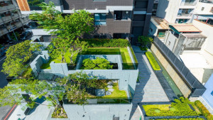 ▲「高雄厝計畫」中太陽光電創能、立體綠化節能的能源轉型、綠建築生活型態轉型等策略，呼應2050淨零轉型重點。（圖／記者 許高祥 翻攝）