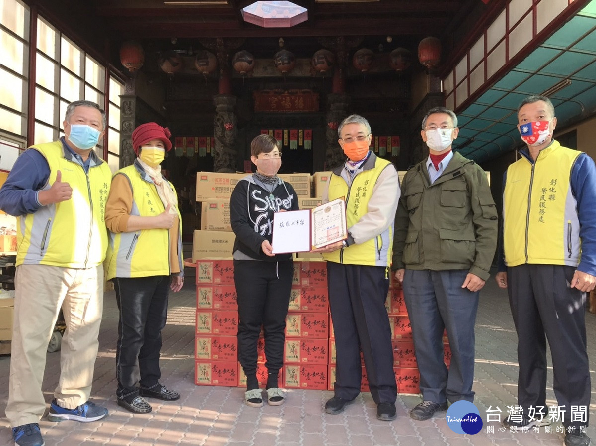 地方善心團體愛心物資傳愛轉送榮眷　讓榮眷感受到社會的溫暖