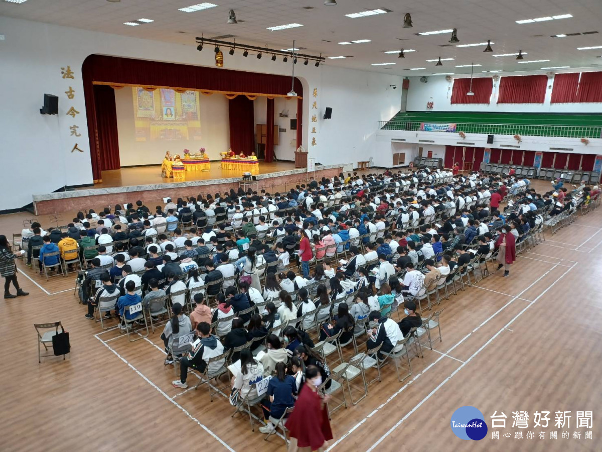 嘉義高中學生祈福法會　世界佛教正心會祝福考生金榜題名