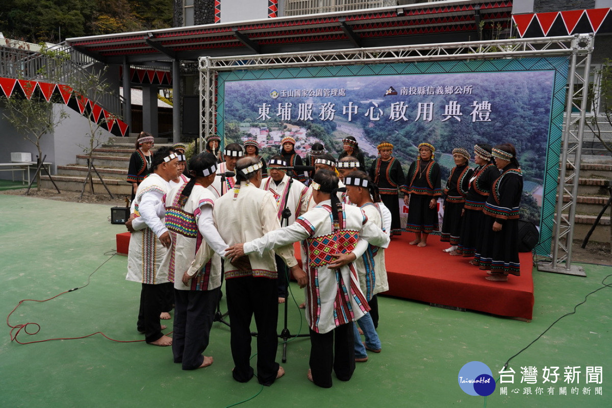 東埔服務中心開幕表演活動。