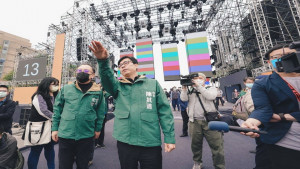 ▲陳其邁視察跨年活動整備進度。（圖／記者 許高祥 攝）