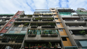 ▲高市府去年4月19日公布實施「公寓大廈輔導管理自治條例」，並免費輔導公寓大廈成立管理組織。（示意圖／翻攝自 網路）