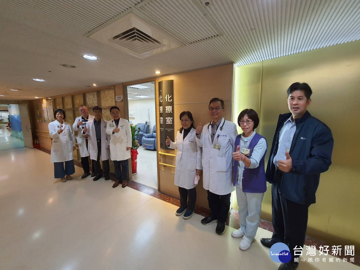 豐原醫院首創台中山城座艙級的化療室。