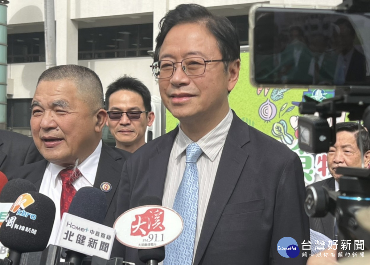 桃園市長張善政接受媒體聯訪。