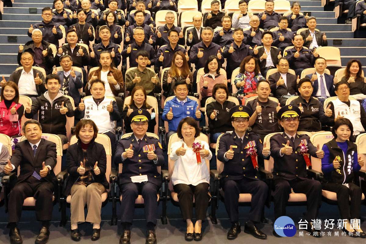 嘉義市警局今天舉行新卸任局長佈達暨交接典禮／陳致愷翻攝