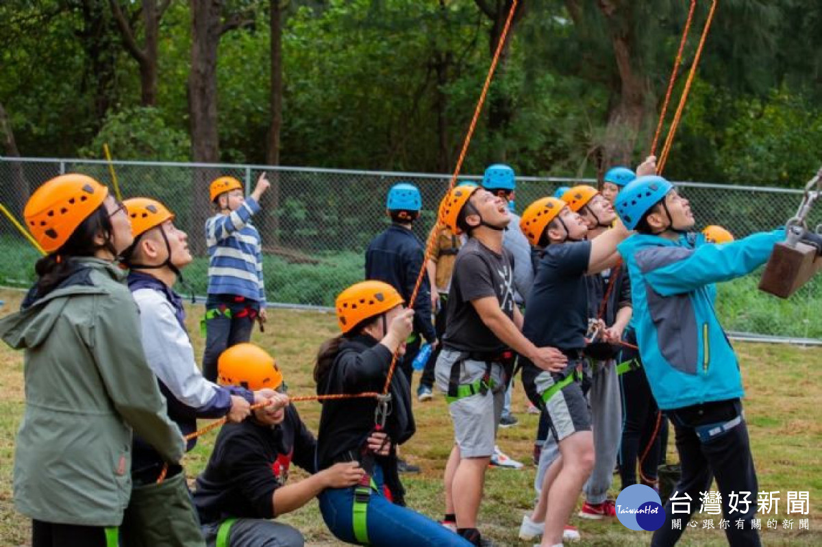 「桃園青年體驗學習園區」，是北台灣擁有最多高低空設施的探險活動體驗場域。
