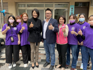 許縣長特別前往致意。（縣府提供）