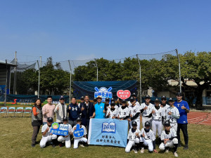 錫卿文教秀運動傳承棒球訓練營，培育彰化海線棒球選手。圖／彰化秀傳醫院提供