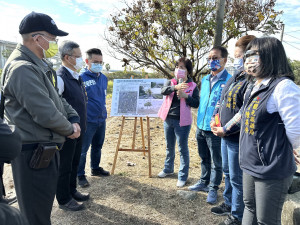立委楊瓊瓔、市議員賴朝國及黃建豪現勘潭子旱溪西路自行車道置暨水環境改善工程。