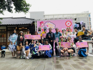 中壢警分局規劃少年寒假期間從事正當休閒活動，於「壢景町」舉辦「反毒、反詐騙裝扮大賽」宣導活動。
