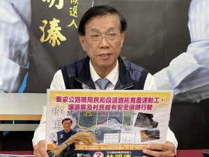 林明溱指出如當選將會再爭取大灣土地活化。（林明溱競總提供）