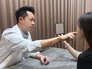 由於2月過後，接著要到4月才會有連續假期，不少民眾把握這時機到診所詢問療程打理門面。（圖／萊佳形象美學診所提供）