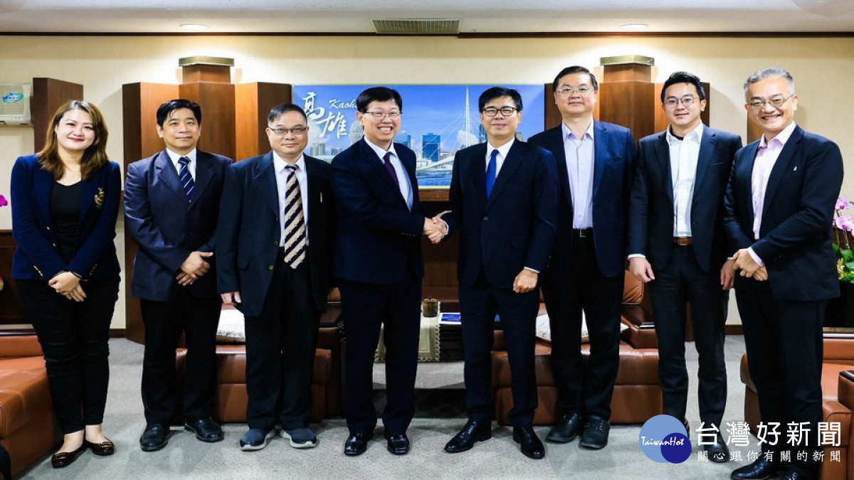 ▲鴻海科技集團董事長劉揚偉再度親率高階團隊拜會高雄市長陳其邁。（圖／記者 許高祥 翻攝）