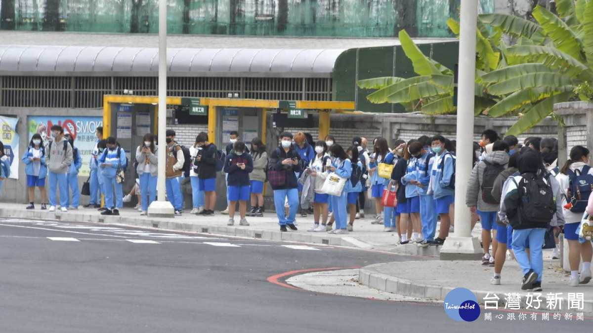▲左營永清國小通學道完工，讓學生上下學更安全。（圖／記者 許高祥 翻攝）