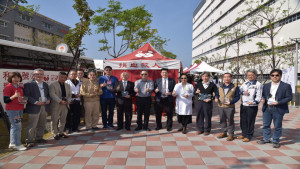 ▲前鎮科技產業園區台灣亞細亞興業、瑞儀光電、全台晶像、日東電工、台虹科技、三井高科技、博士電子、晶傑達光電、新盛力科、順欣通運及台糖公司高雄分公司等熱情響應加入捐血公益行列。（圖／記者 許高祥 翻攝）