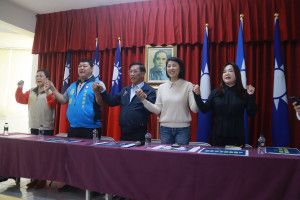 國民黨記者會籲守護家園讓南投再贏一次。（記者扶小萍攝）