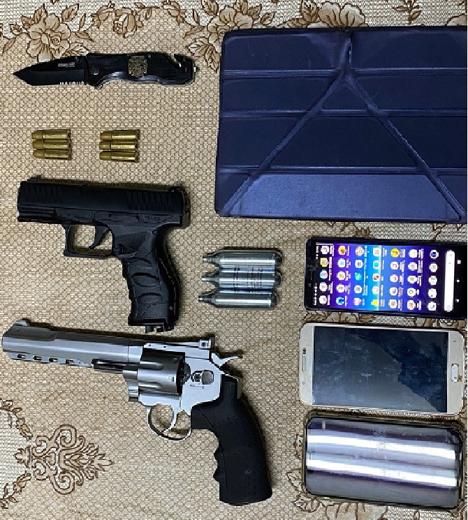 警方查獲犯嫌犯案工具/李光揚翻攝