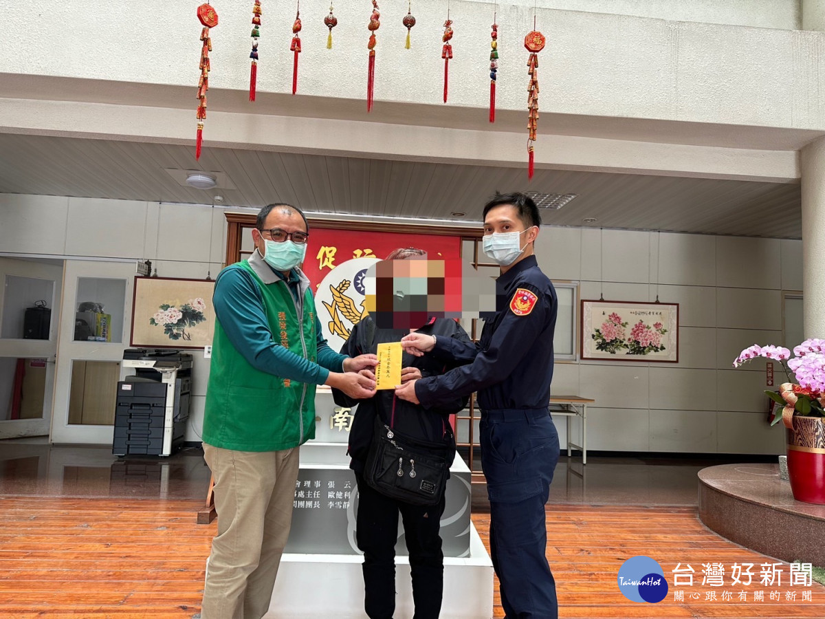 大埤暖警攜手慈善基金會,送老翁尊嚴走完最後一程/斗南警分局提供
