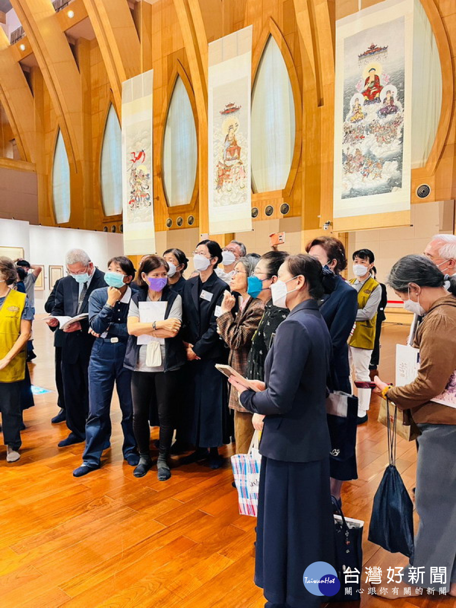 ▲「萬法心生：夏荊山大師佛畫藝術經典展」於高雄慈濟靜思堂盛大登場。（圖／記者 許高祥 翻攝）