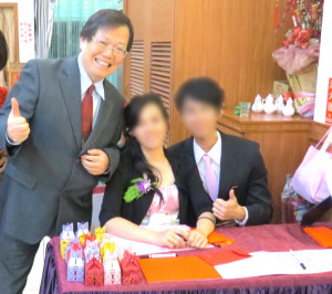 參加新人喜慶，徐乃義主任認為關鍵是靠自己！