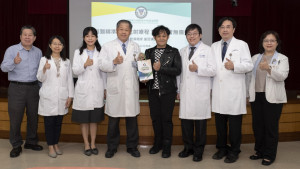 ▲高醫聲帶注射療程，讓阿卡貝拉演唱家潘絃融重拾嗓音重回舞台。（圖／記者 許高祥 翻攝）