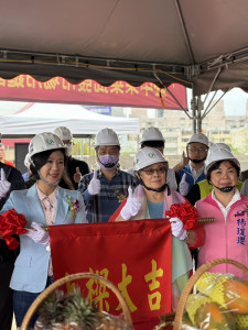 冷鏈配銷中心建物主體上樑