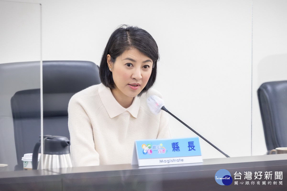 許淑華縣長認為數位化時代要開發更多元繳費系統。(縣府提供)