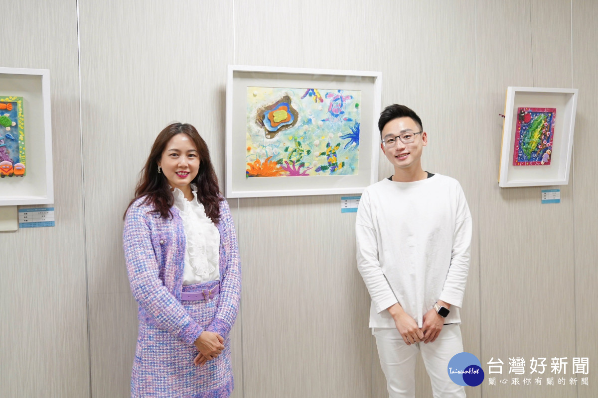 左為執行長張宜真,右為美學王子兒童藝術館負責人廖振凱。