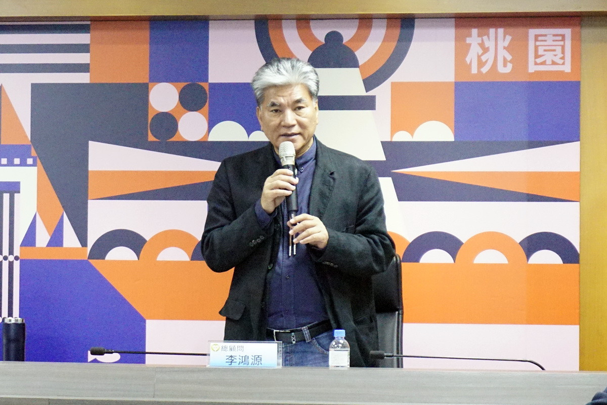 台大土木系教授李鴻源說明項公共工程體檢結果。