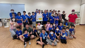 ▲燕巢動保園區邀深水國小師生歡度另類兒童節。（圖／記者 許高祥 攝）