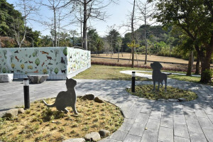 ▲高市於燕巢設置全國唯一合法寵物樹灑葬區。（圖／記者 許高祥 攝）