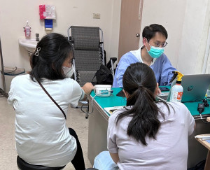 彰基將醫學中心等級的醫療服務帶到偏鄉，守護鄉親生命安全。圖／彰基醫院提供