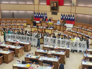 （圖／翻攝卓冠廷臉書）