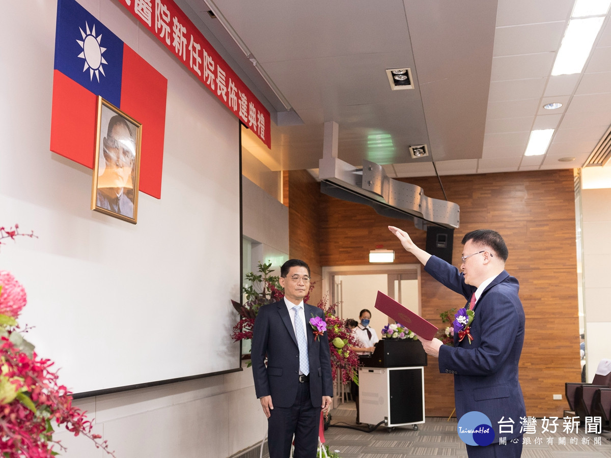 成大醫院新任院長　李經維教授上任