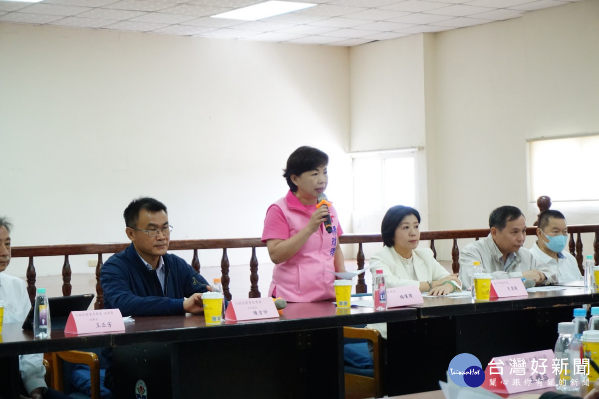 立委楊瓊瓔感謝農委會、漁業署全力支持梧棲漁港建設經費。