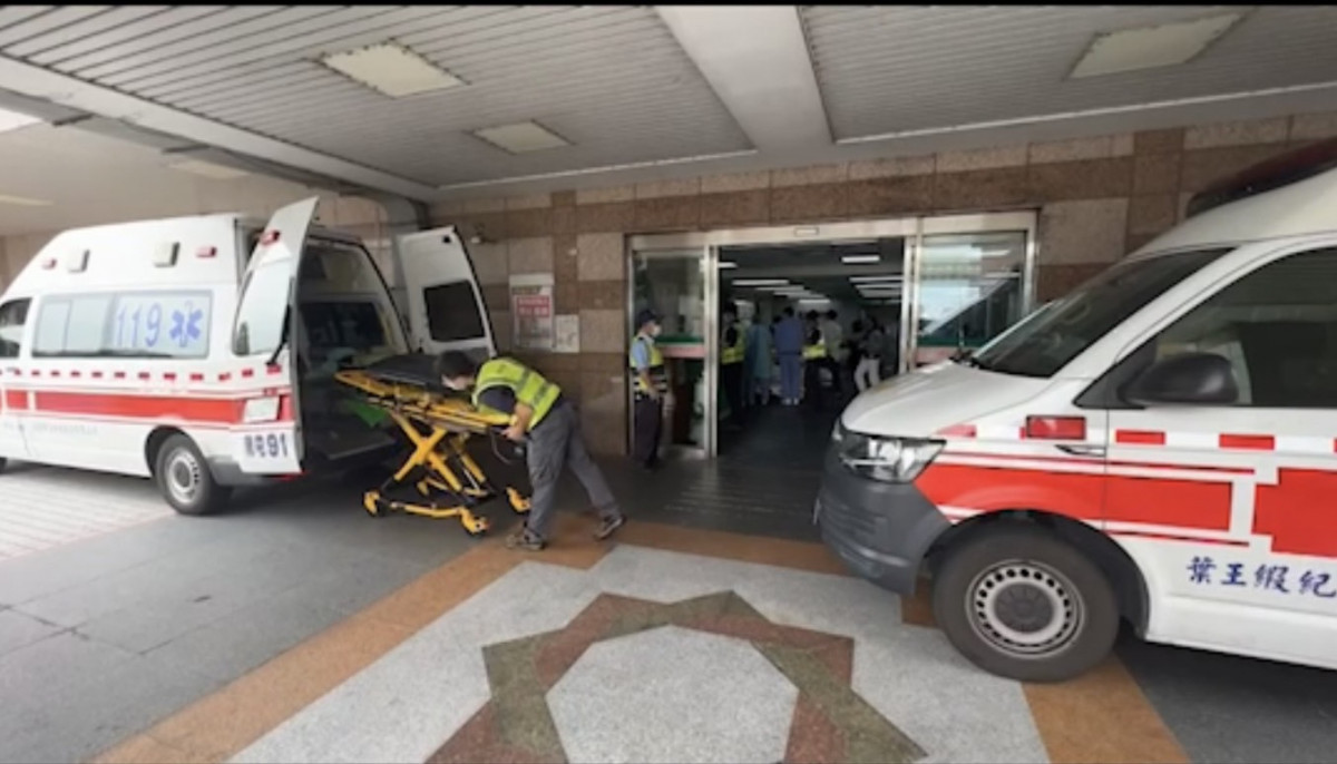 台中捷運發生1死8傷重大意外，8名傷者分送台中林新醫院、中山醫學大學附設醫院與台中醫院搶救。民眾提供