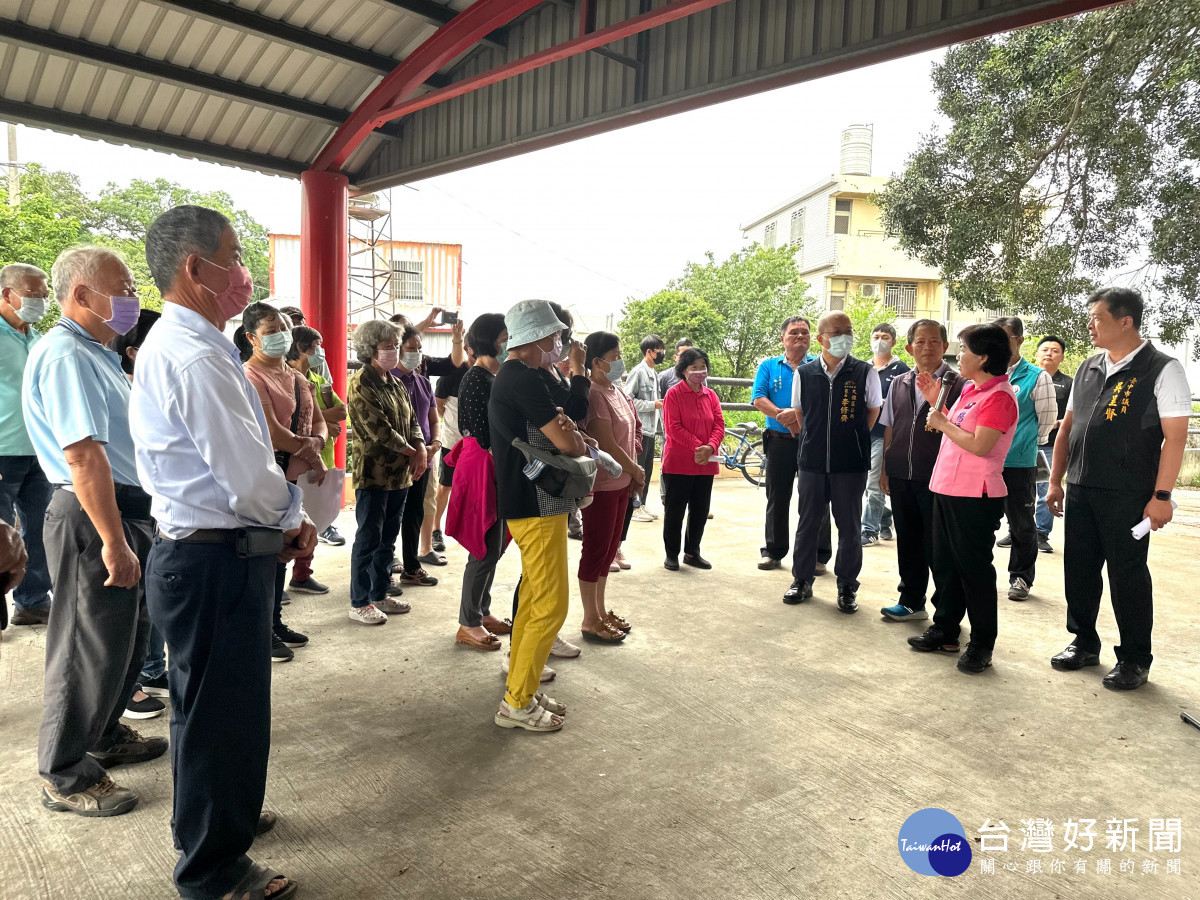 立委楊瓊瓔及台中市議員吳呈賢邀請相關單位會勘大雅上員林土地公廟周邊環境改善工程。